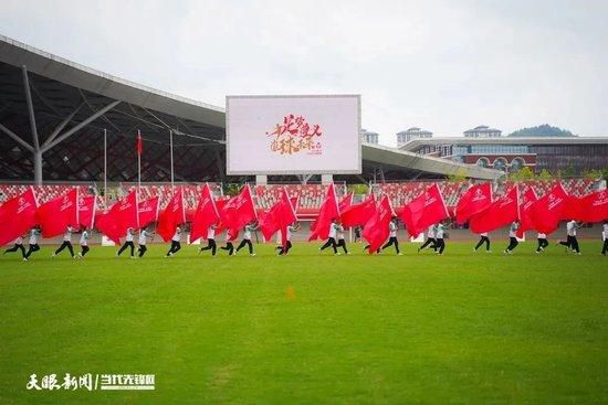 第84分钟，枪手的反击机会，萨卡斜传，恩凯提亚禁区左侧低射被弗莱肯控制。